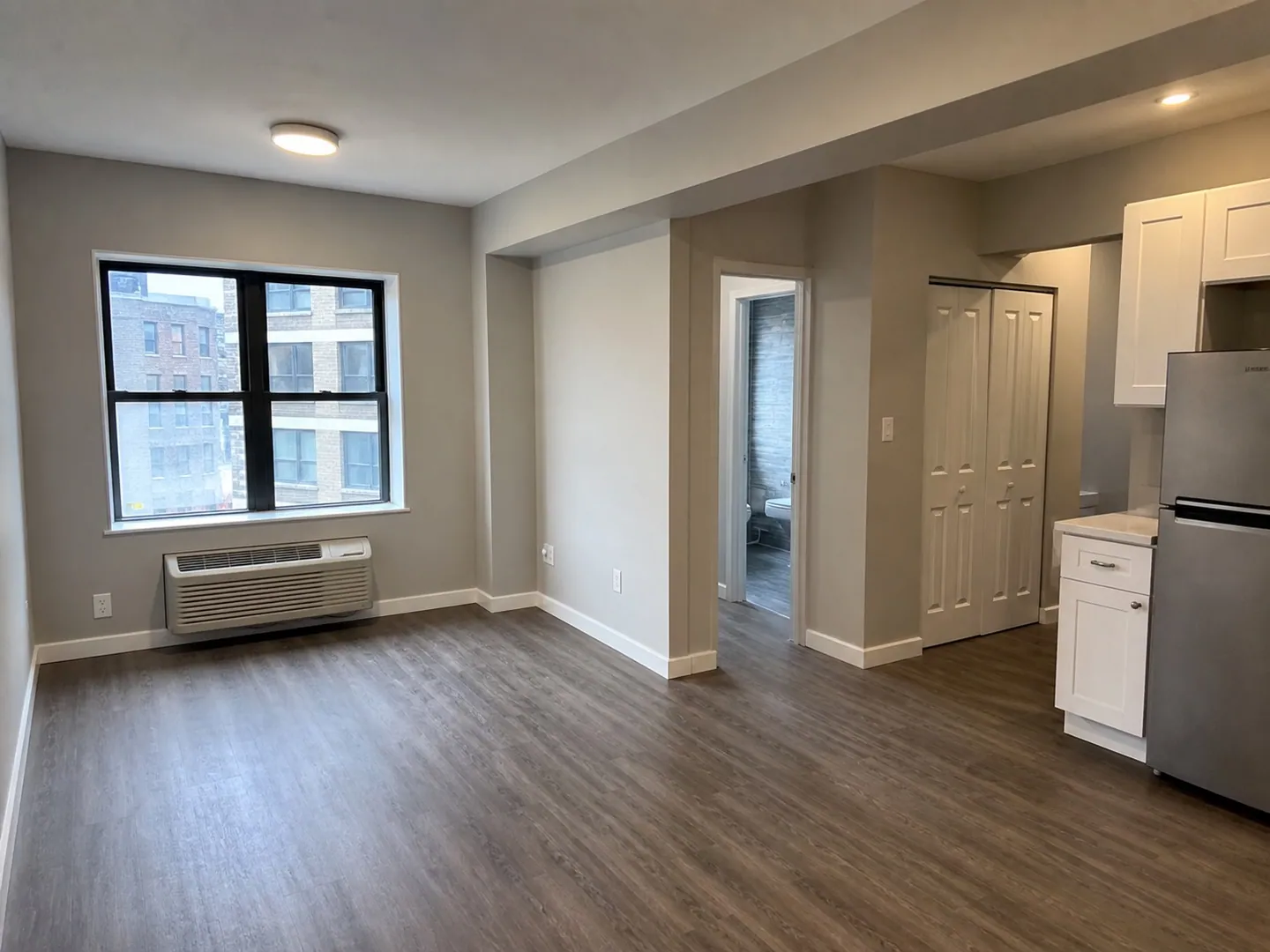 Apartment interior & kitchen